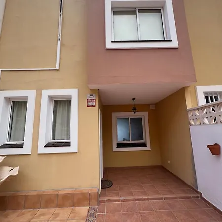 San Eugenio Oasis Apartament *