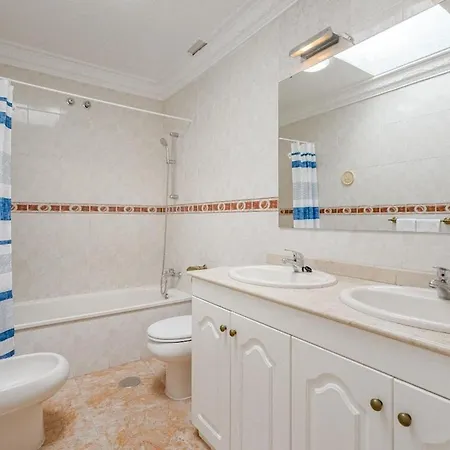 San Eugenio Oasis Apartament *